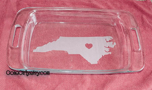 Featured in HGTV Magazine! Home State Engraved Casserole Dish with Red Lid β Personalized State Pride Bakeware Gift