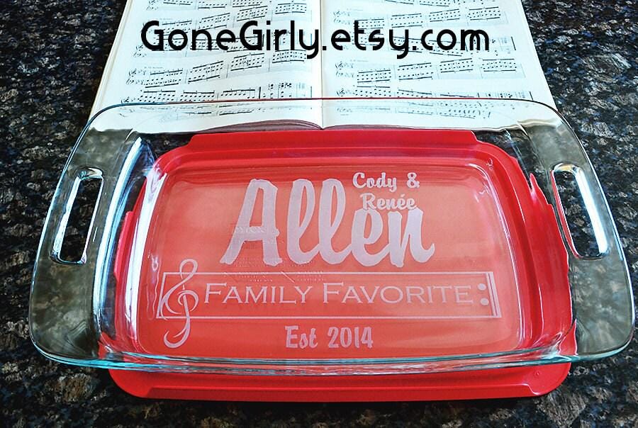 Musician’s Family Favorite Engraved 9x13 Casserole Dish with Red Lid – Personalized Gift for Music Lovers