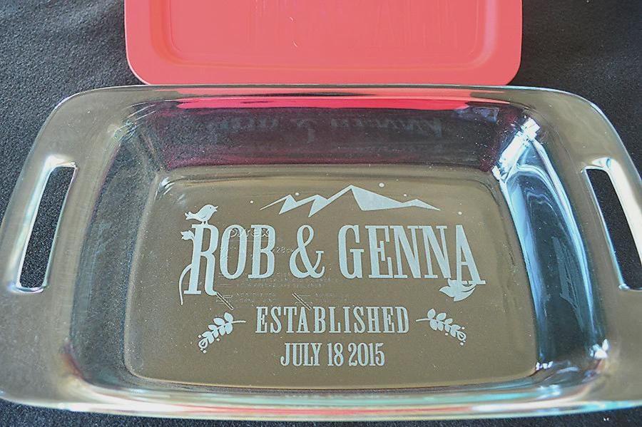 Nature Design Engraved 7x11 Casserole Dish – Personalized with Names and Established Date
