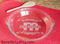Custom Name Flourish Pie Plate – Personalized Engraved Glass Bakeware, Wedding, Housewarming, or Closing Gift