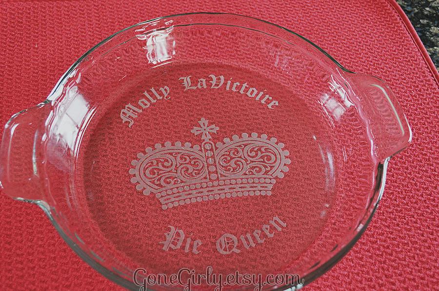 Pie Queen Trophy Plate – Custom Engraved Bake-Off Prize – Personalized Pie Dish
