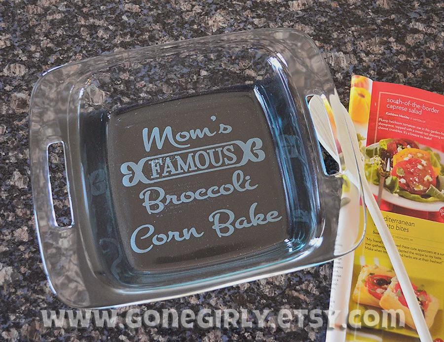 100% Organic 8x8 Engraved Casserole Dish – Personalized Natural Living Bakeware – Healthy Kitchen Gift with Optional Lid