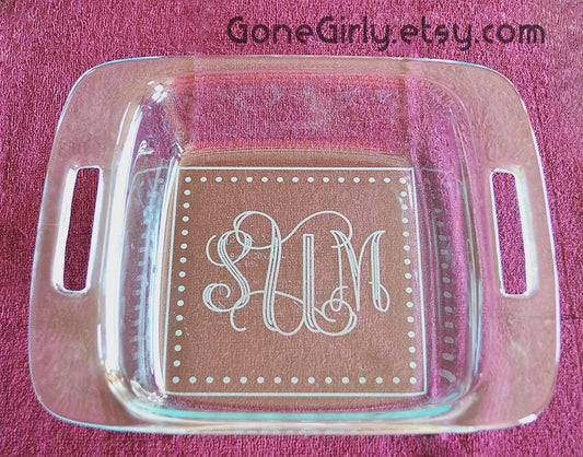 Custom Designed 8x8 Engraved Casserole Dish – Personalized 2 Qt Bakeware with Optional Engraved Lid – Unique Custom Gift