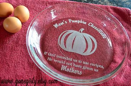 Personalized Quiche or Pie Plate | Custom 9.5” Deep Dish Glass Pie Dish | Engraved Bakeware Gift for Bakers and Food Lovers