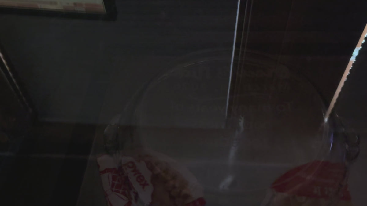Engraved Pyrex Pie Plate - "Made With Love" Mason Jar Design